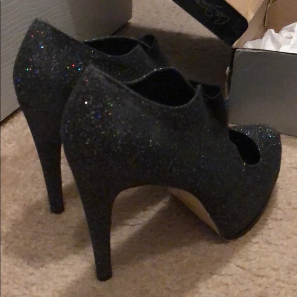 Platform heels. - Picture 4 of 6